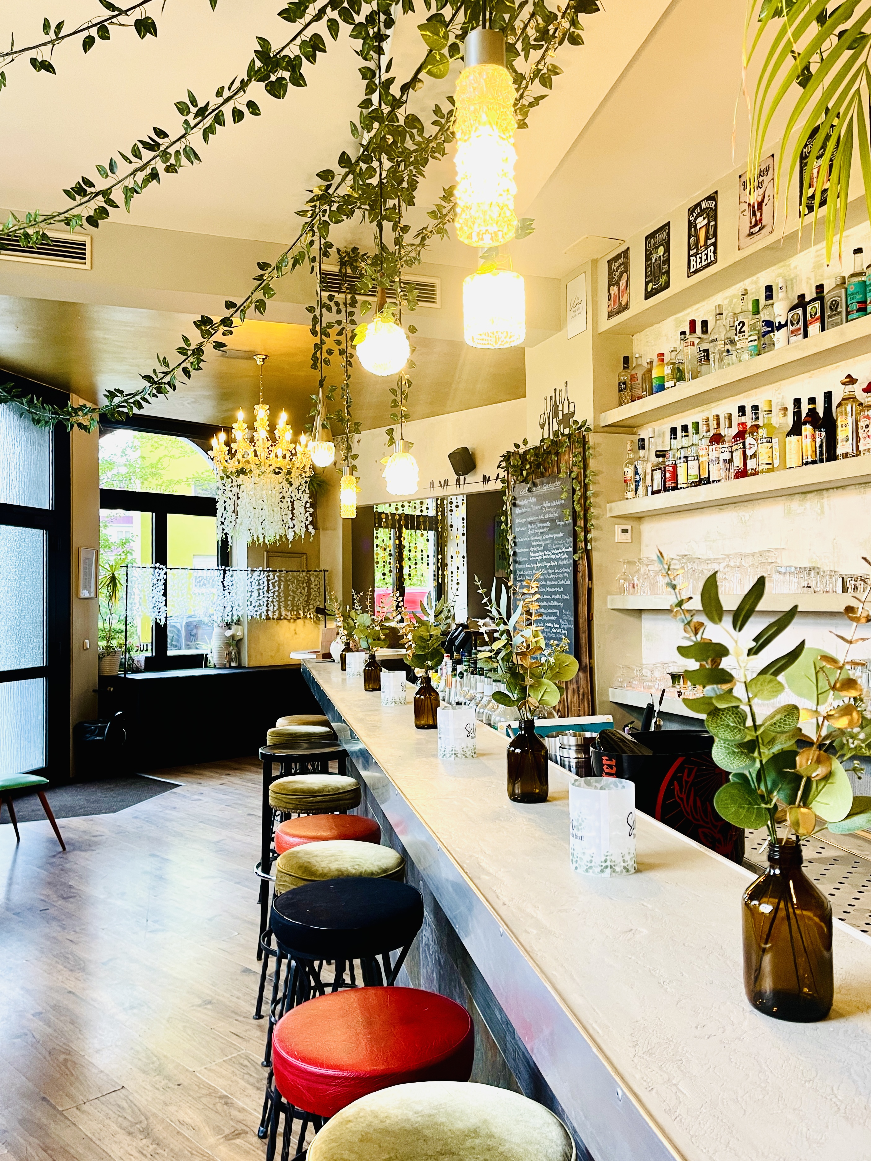 SALON zur Petra mit Sitzbereich